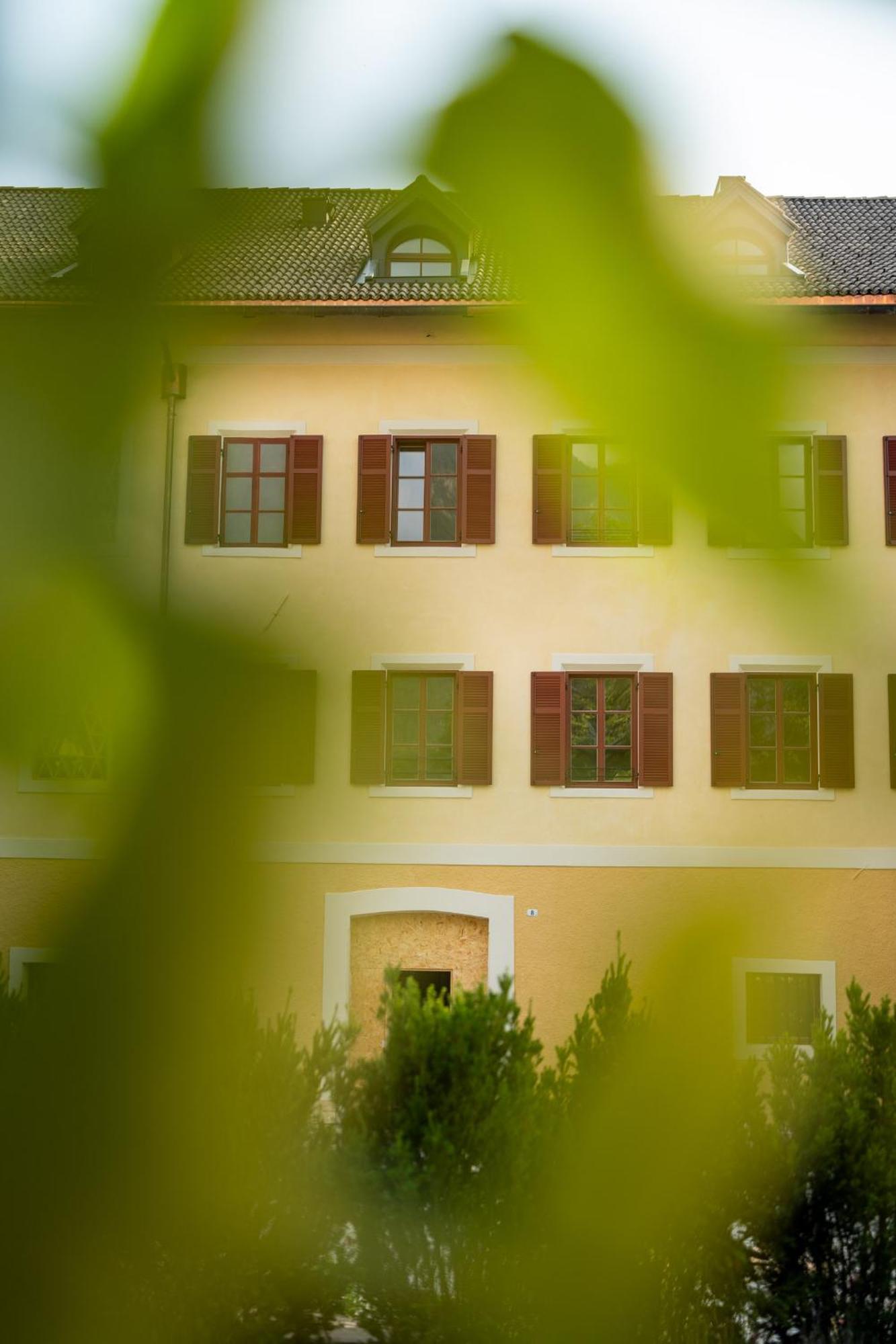 Castel Sallegg Suites Adults Only Caldaro Extérieur photo