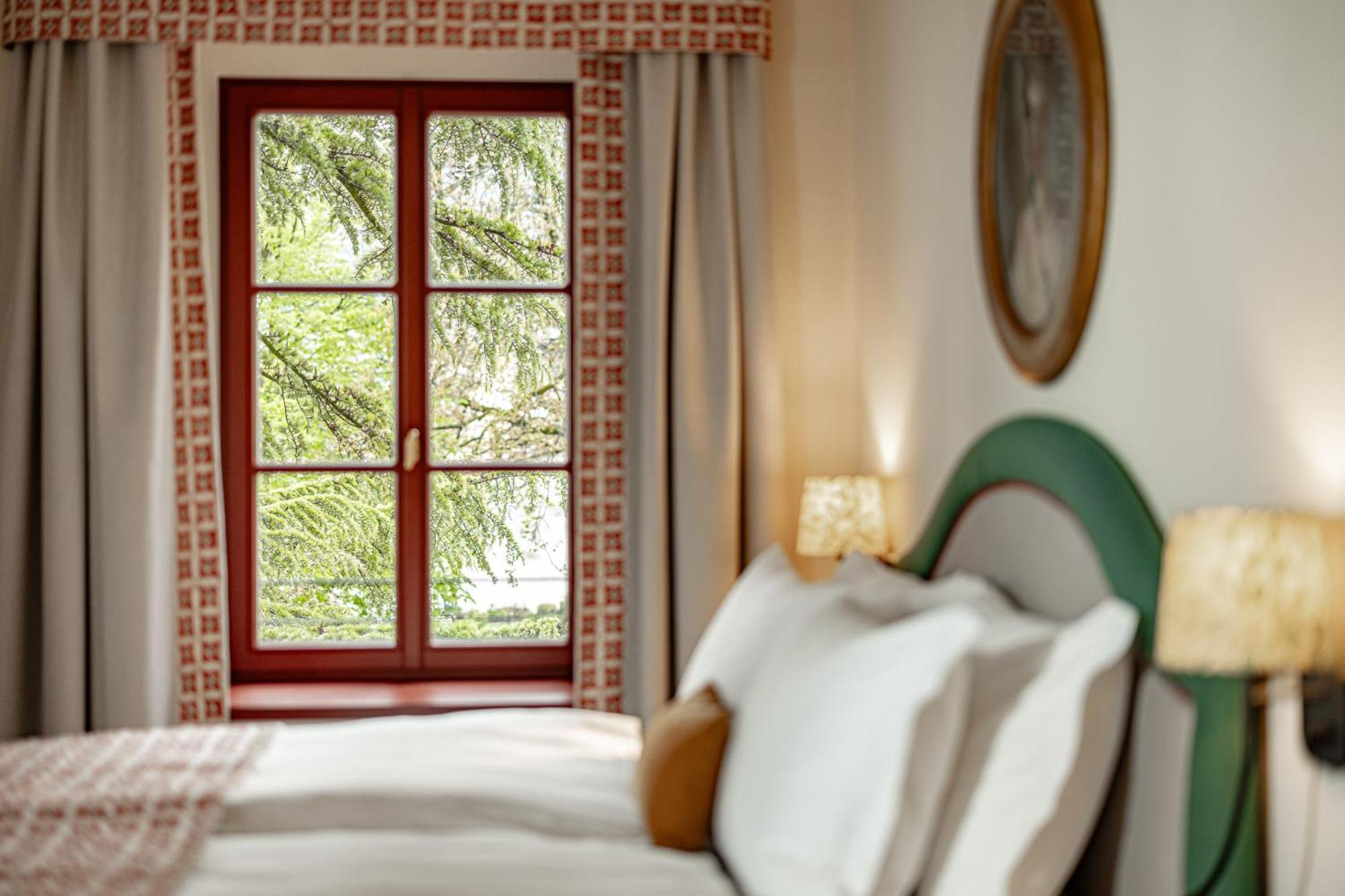 Castel Sallegg Suites Adults Only Caldaro Extérieur photo
